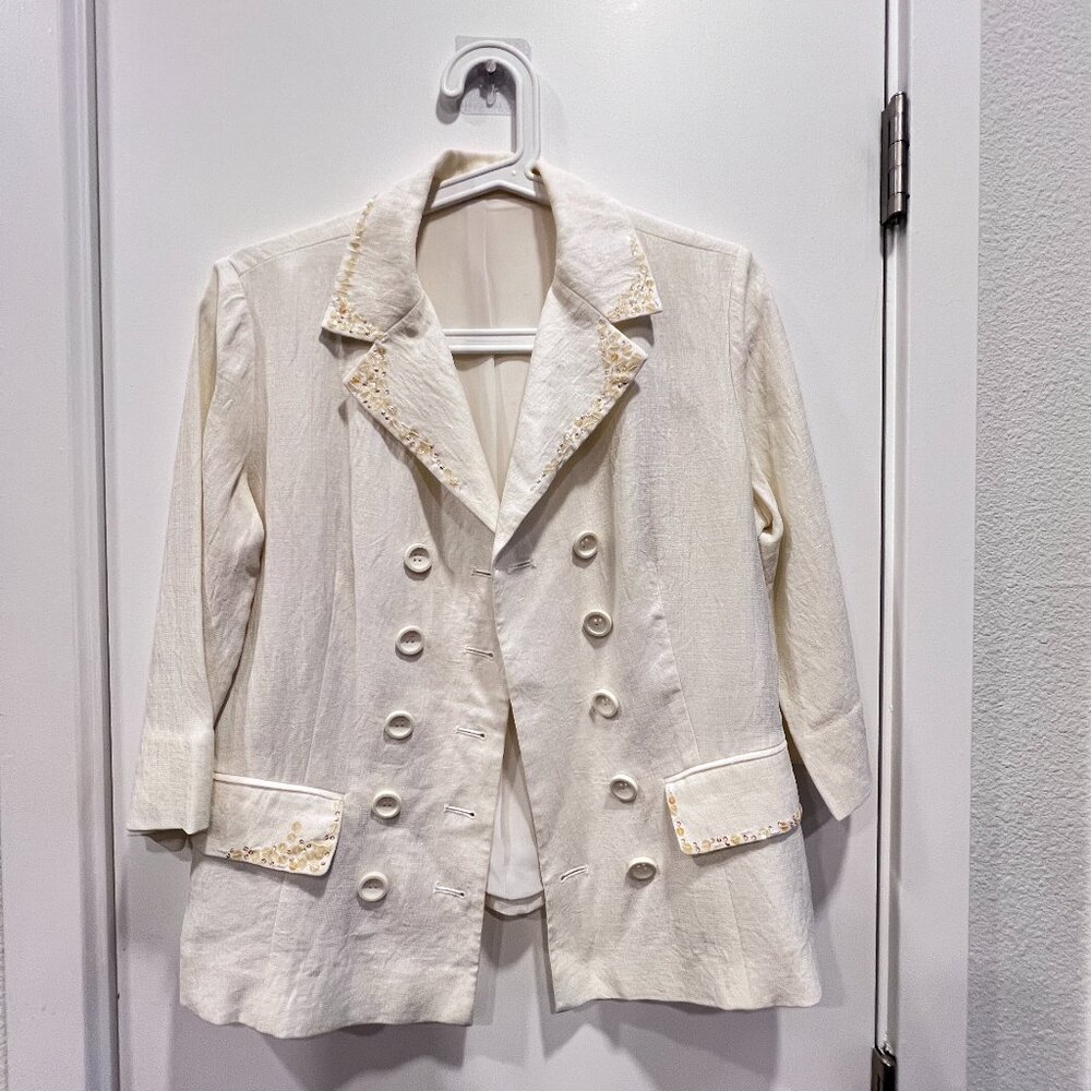 Linen Blazer in Beige